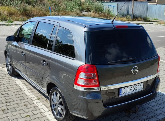 Opel Zafira cena 16500 przebieg: 259000, rok produkcji 2009 z Toruń małe 742